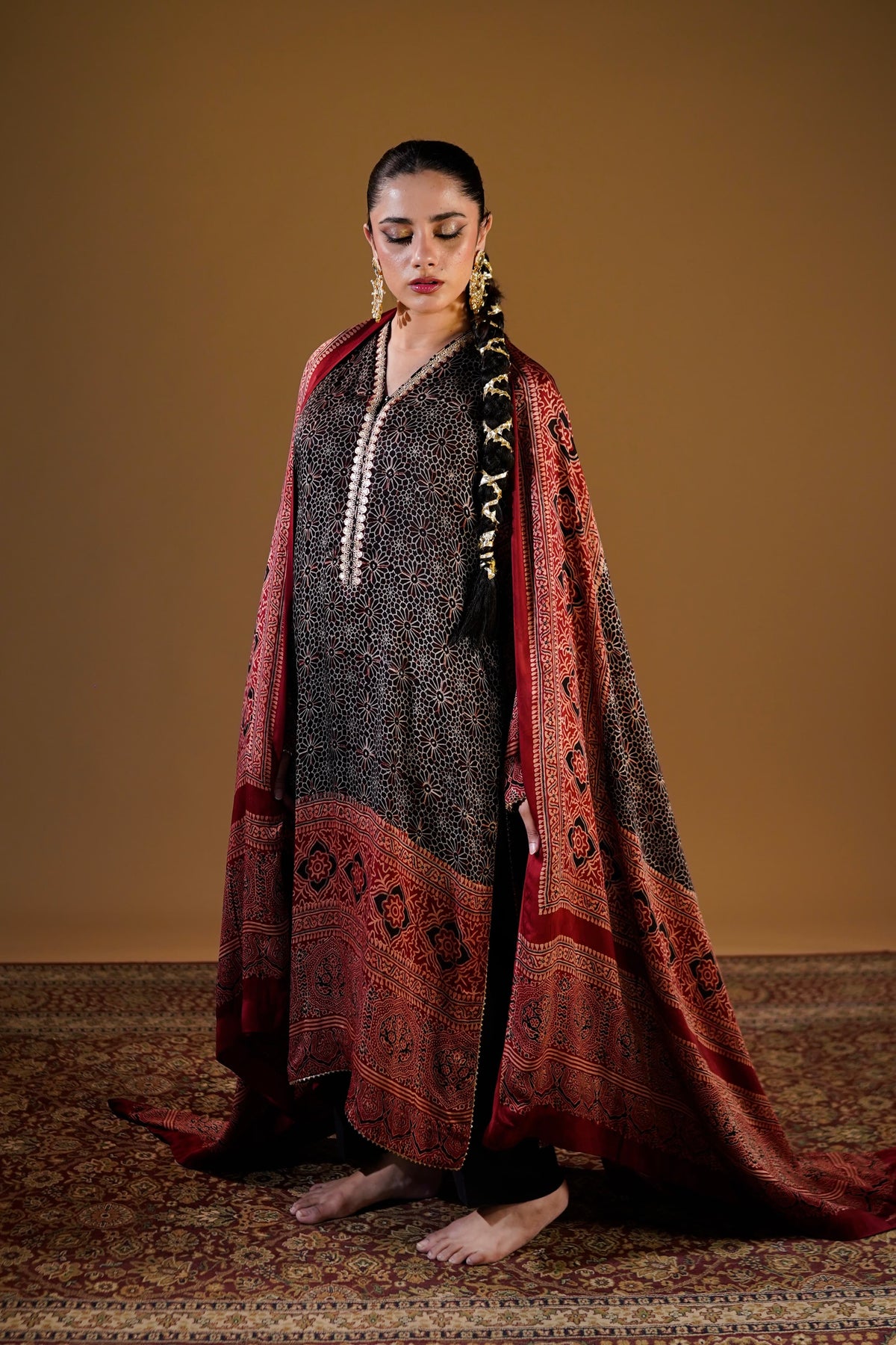RED AJRAK 3-PIECE SUIT